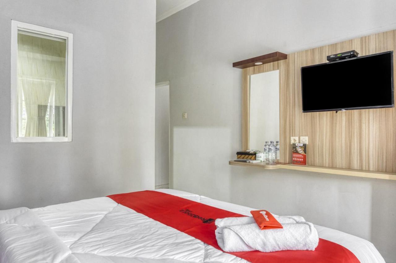 Reddoorz Near Sindu Kusuma Edupark 2 Hotel Cebongan Kültér fotó