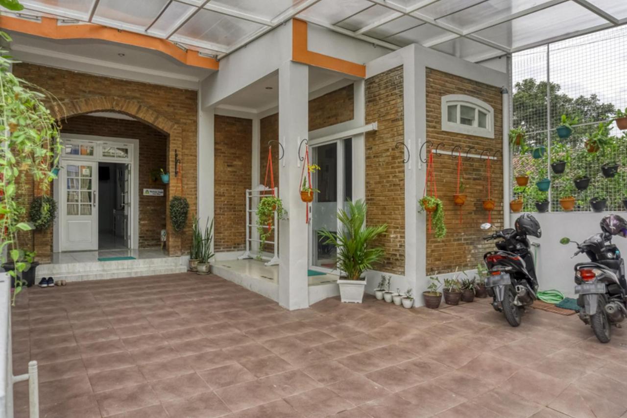 Reddoorz Near Sindu Kusuma Edupark 2 Hotel Cebongan Kültér fotó