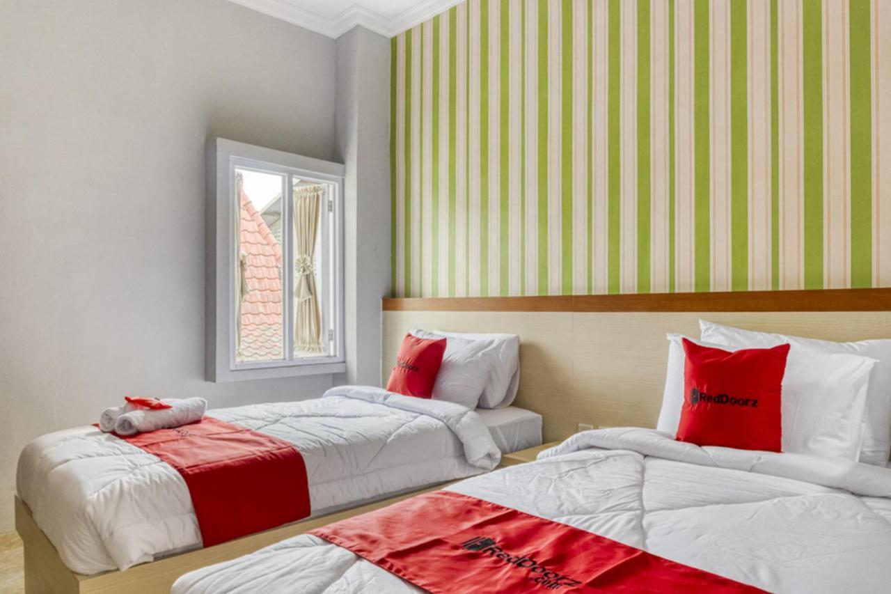 Reddoorz Near Sindu Kusuma Edupark 2 Hotel Cebongan Kültér fotó