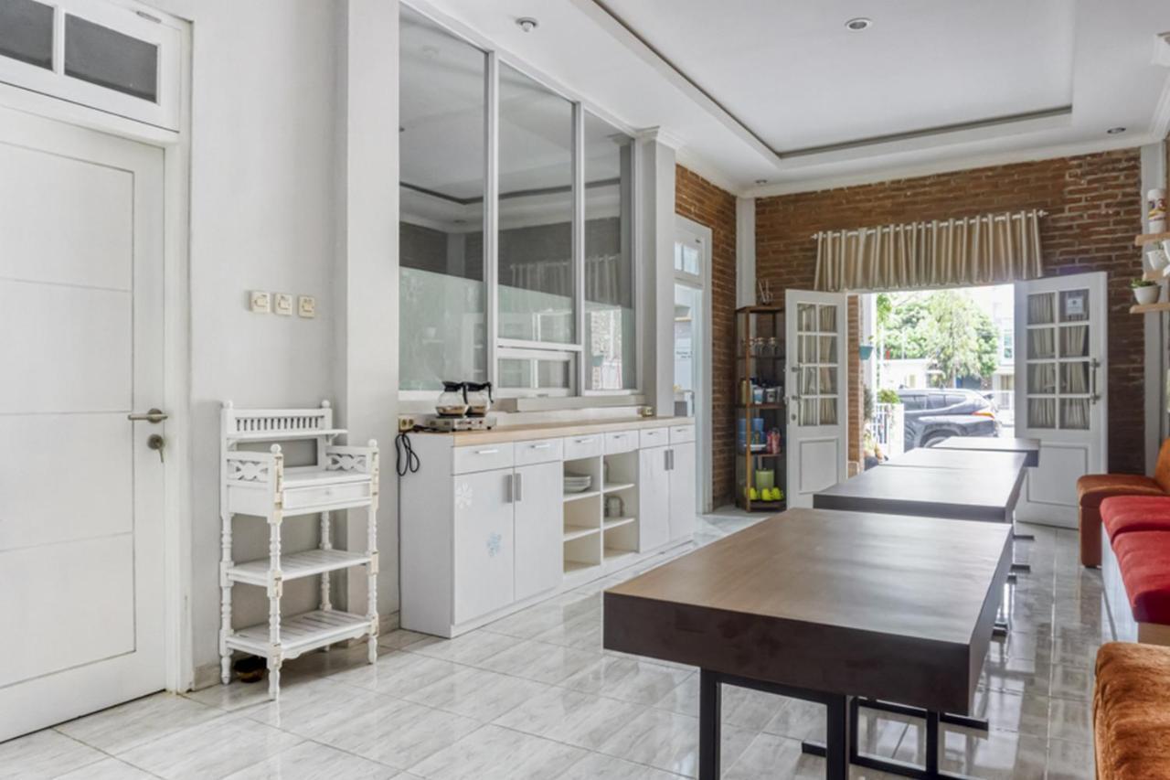 Reddoorz Near Sindu Kusuma Edupark 2 Hotel Cebongan Kültér fotó